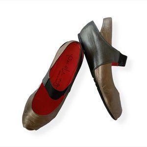 Pas de Rouge Shoes Bronze Silver 37.5 EU Size 7 US